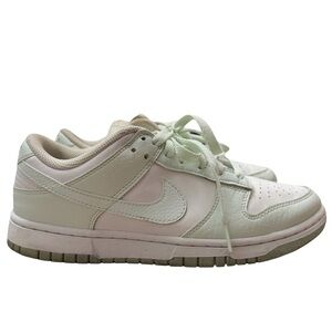 Nike Women’s Low-Top Sneakers - White with Pale Mint